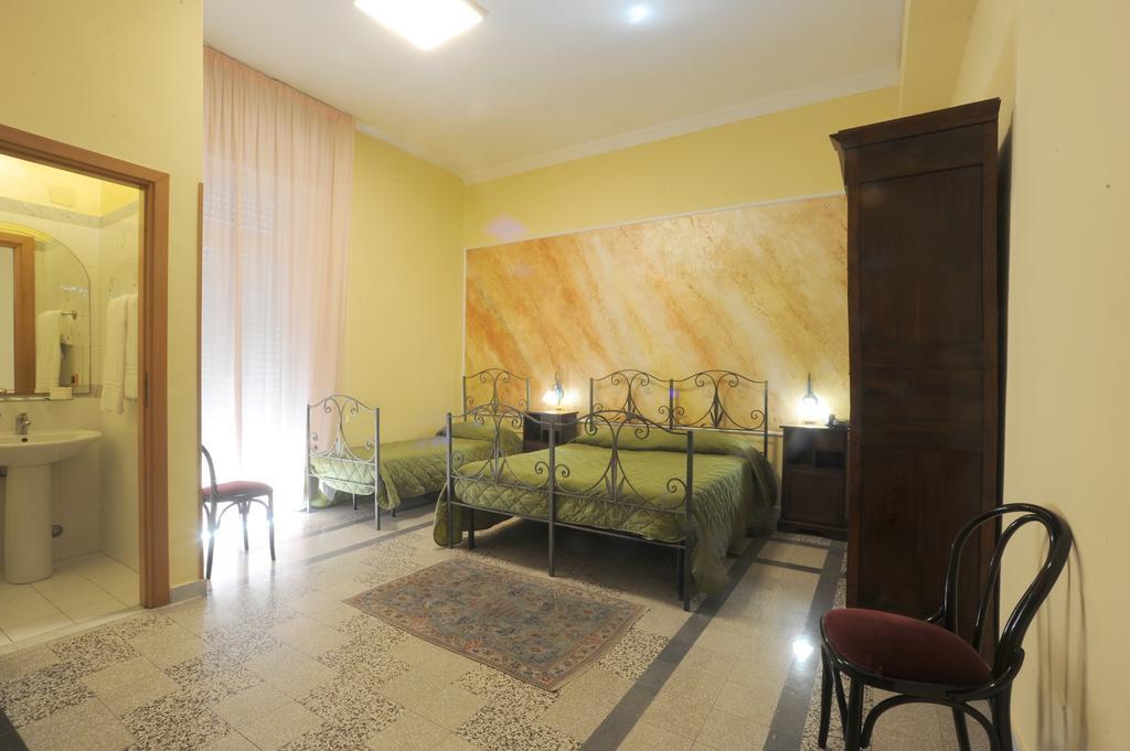 Albergo Bellavista Latina Cameră foto